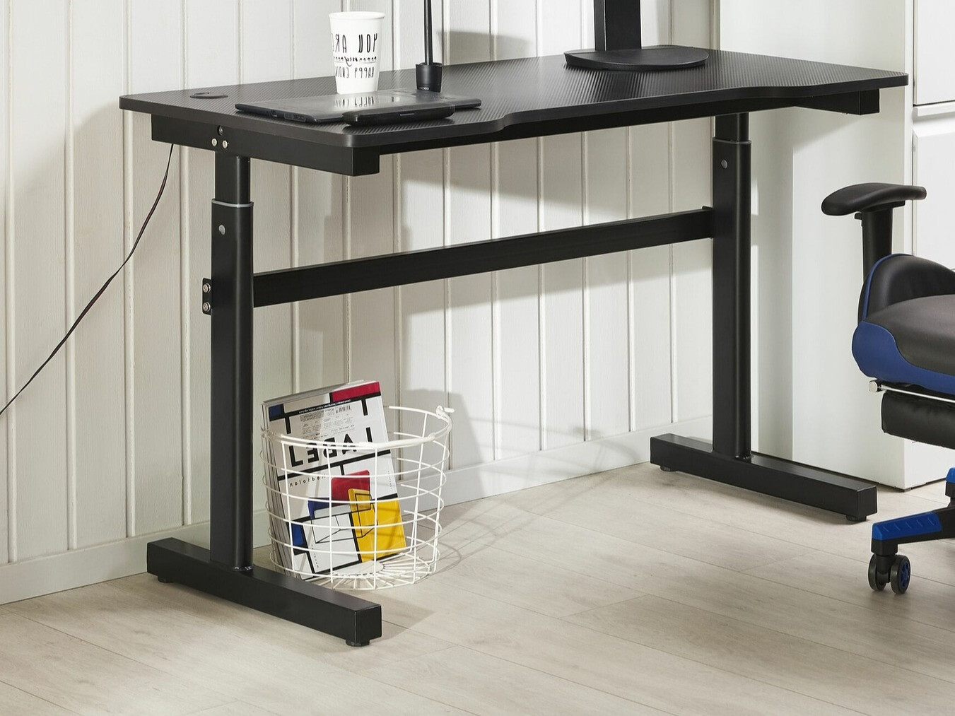 Reguleeritava kõrgusega töölaud Berwyn 169