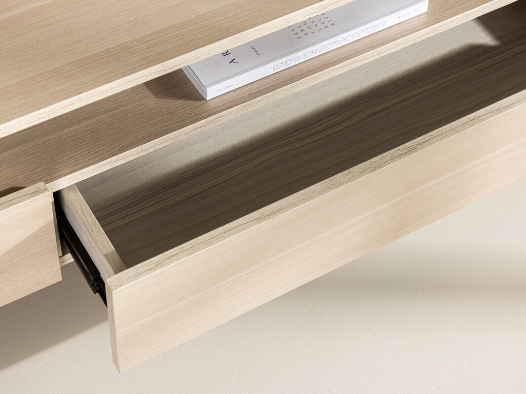 TV-alus Dallas 4415 (Ere puit)