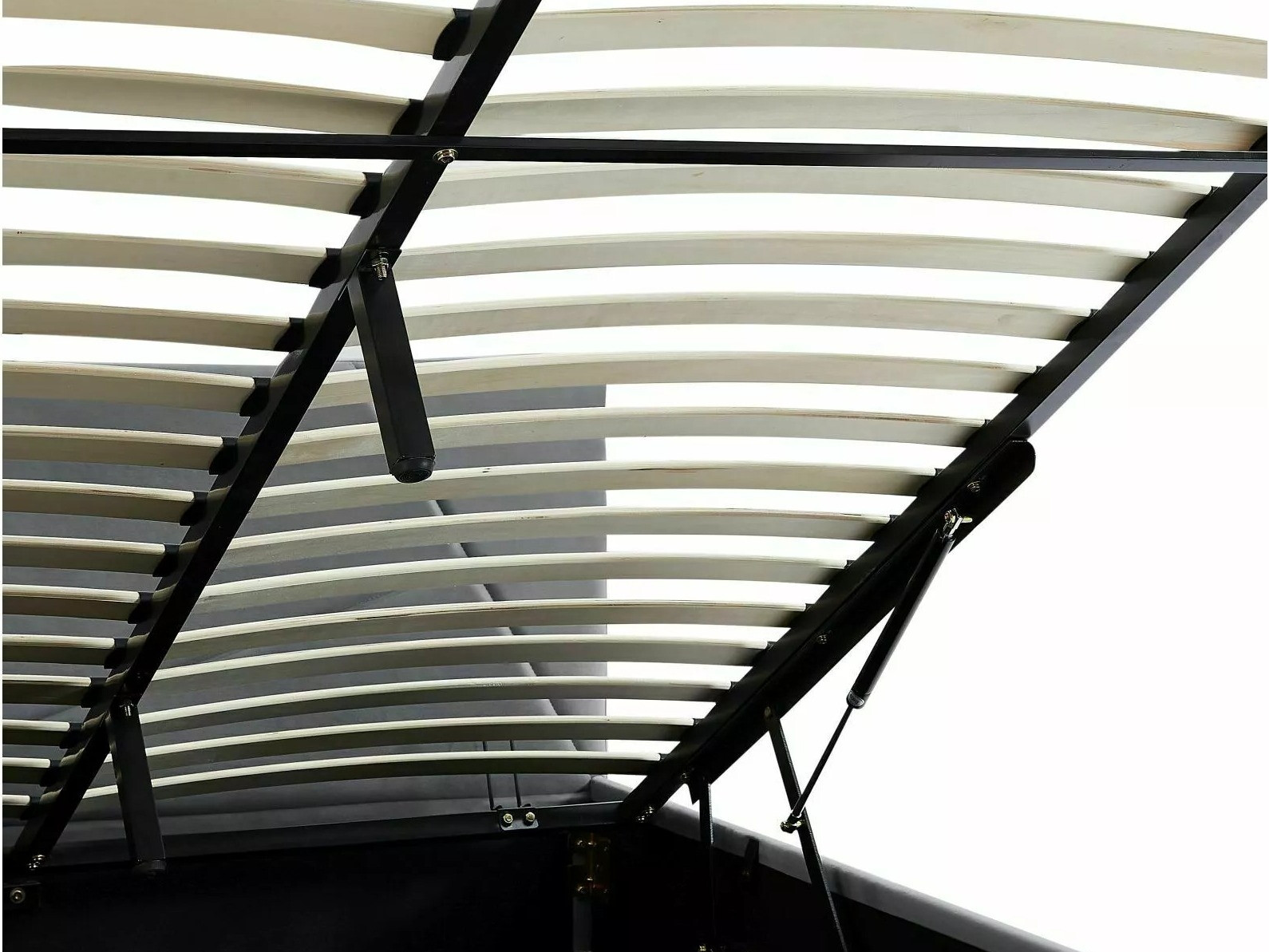 Voodi Detroit 104 (Hall)