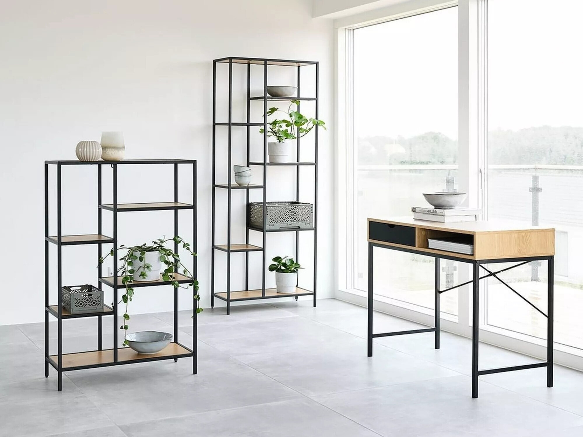 Riiul Detroit 166 (Must + Tamm)