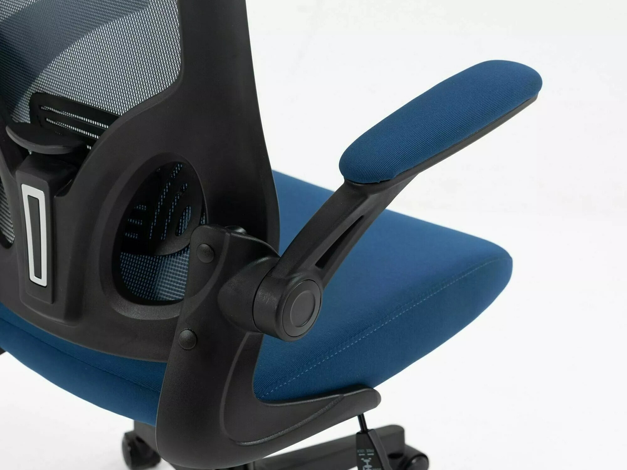 Kontoritool Detroit 272 (Hall + Sinine)