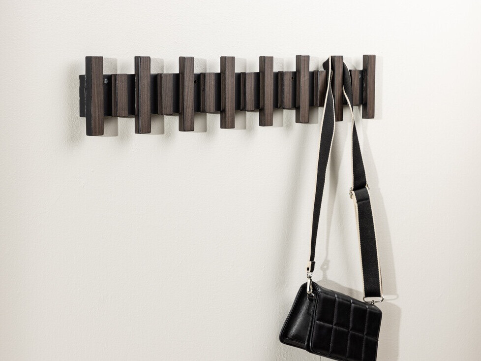 Nagi Dallas 4429 (Must + Tumepruun)