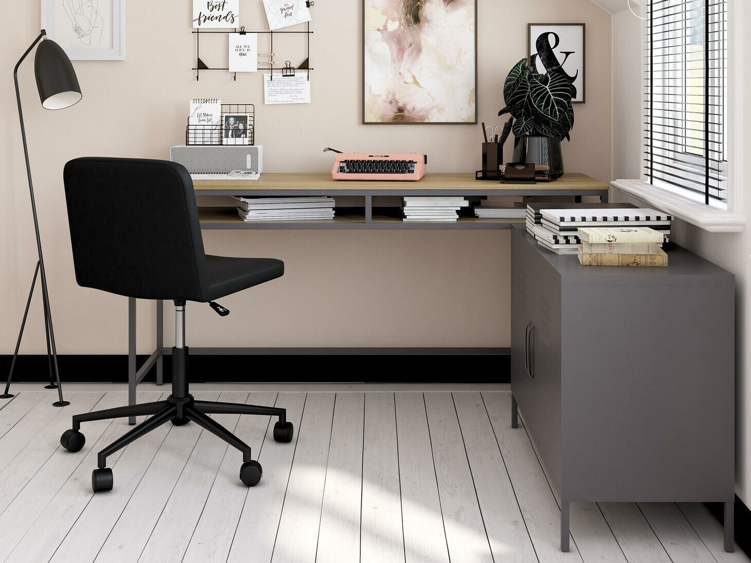 Kirjutuslaud Merfeli 104 (Hall + Tamm)