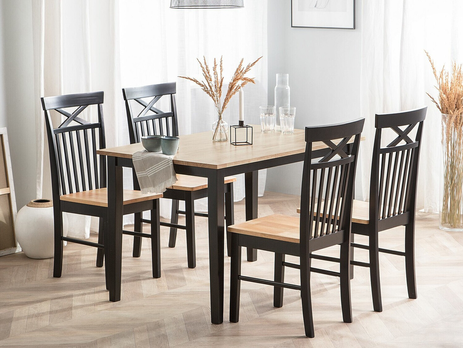 Söögitoakomplekt Berwyn 2081 (Must)