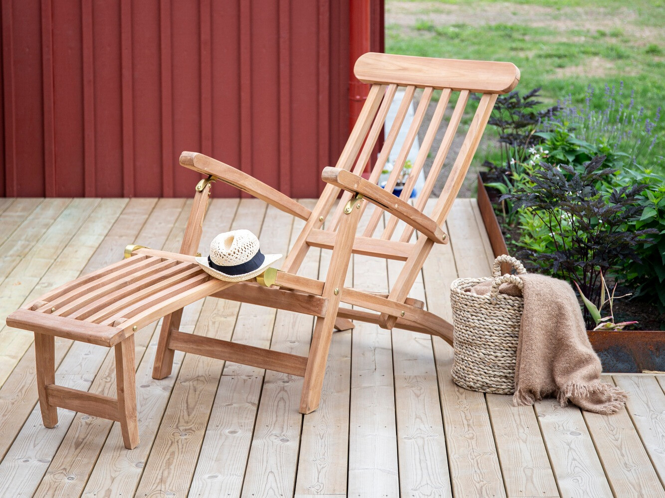 Lamamistool Nunova 106