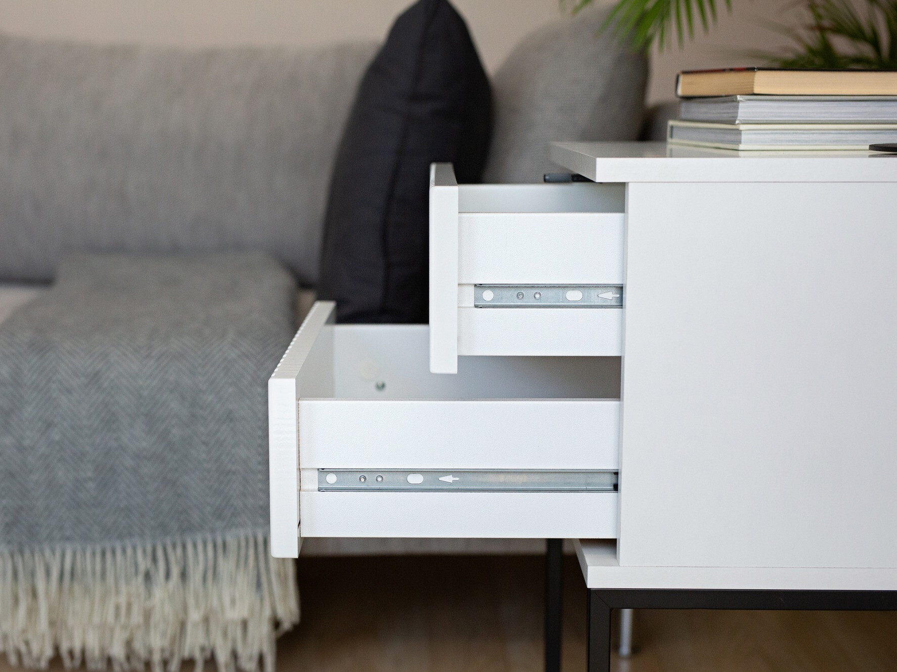 Öökapp Bristol 195 (Valge)