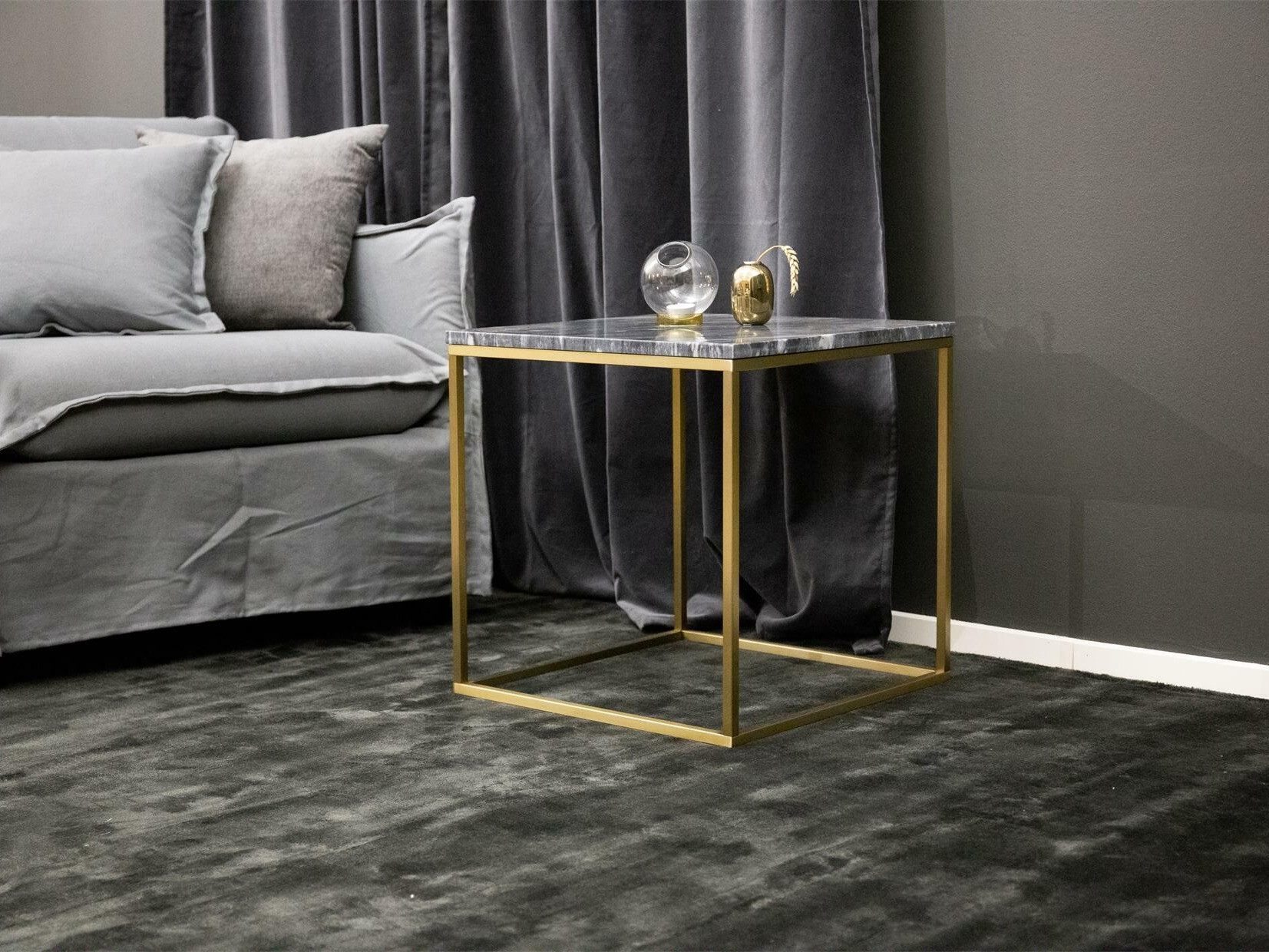 Diivanilaud Dallas 178 (Must marmor + Messing)