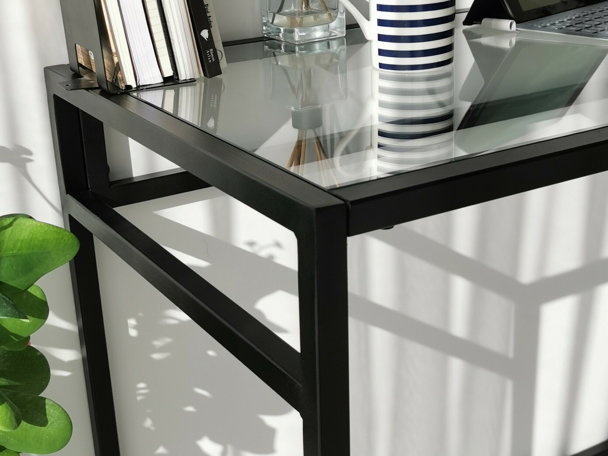 Kirjutuslaud Asheboro 128