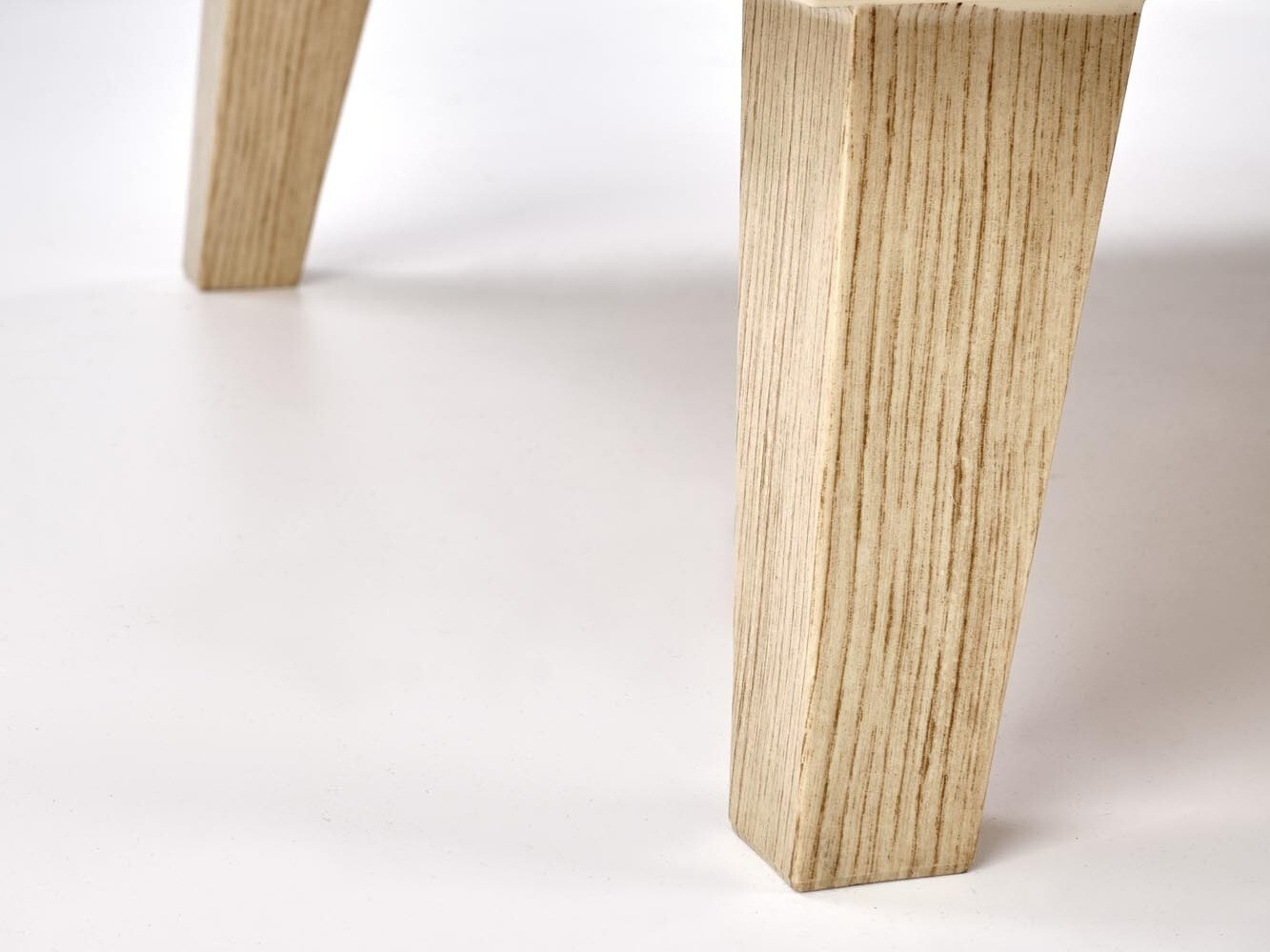 Diivanilaud Bencamu 105