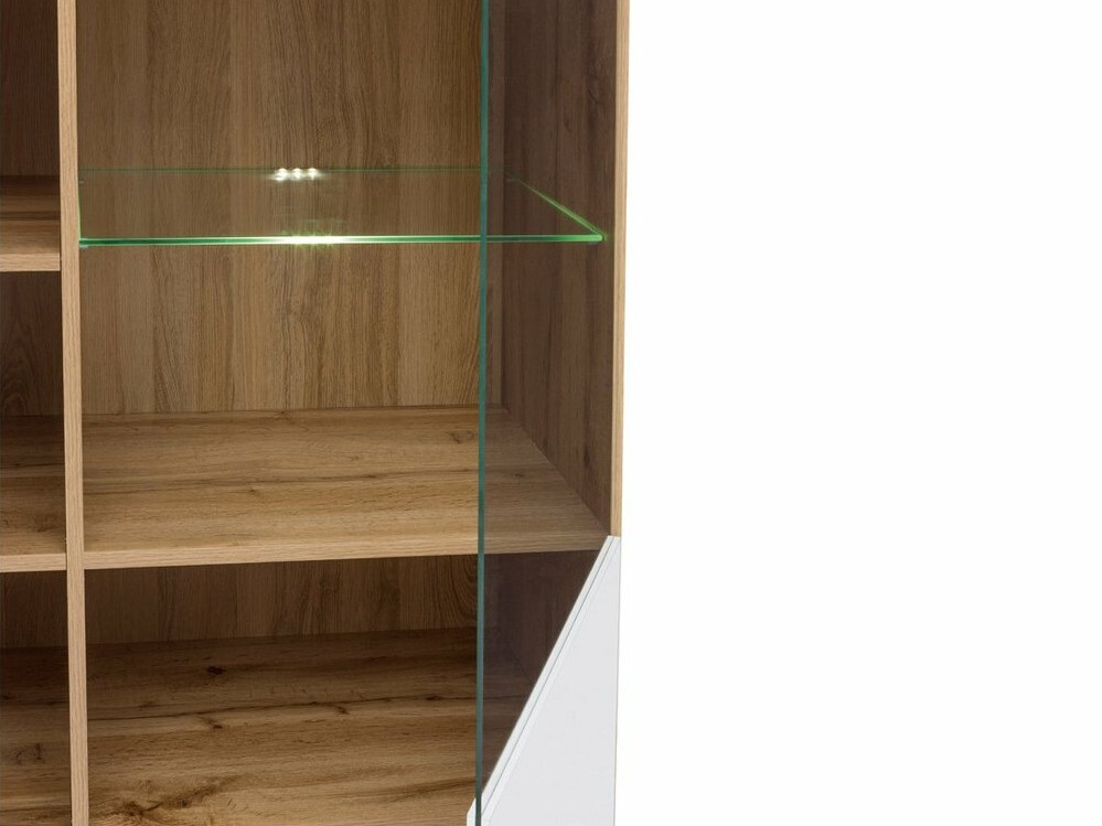 Kapp Tivetra 107 (Wotani tamm + Läikiv valge)