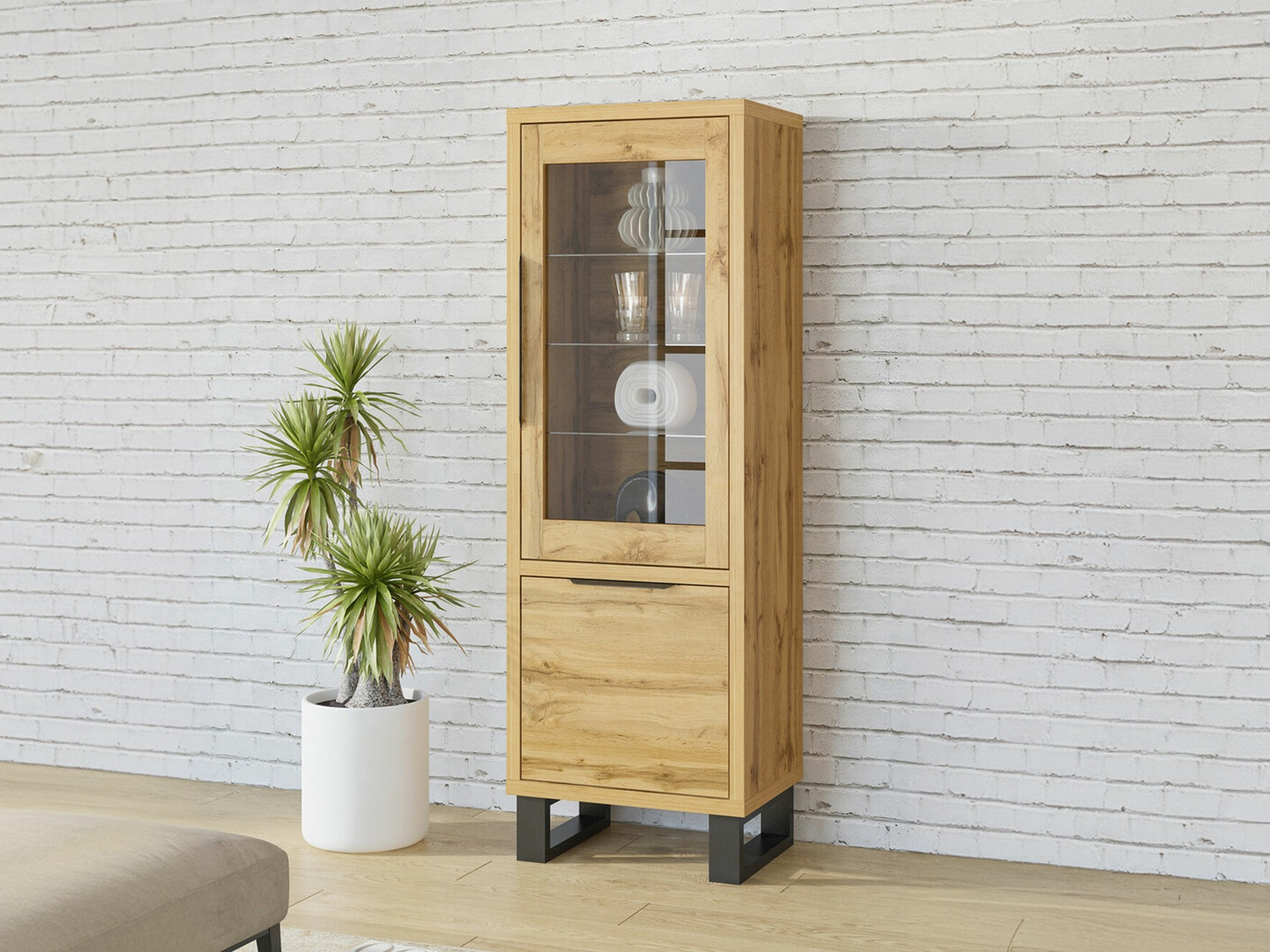 Riiul Avicavu 108 (Wotani tamm + Must)