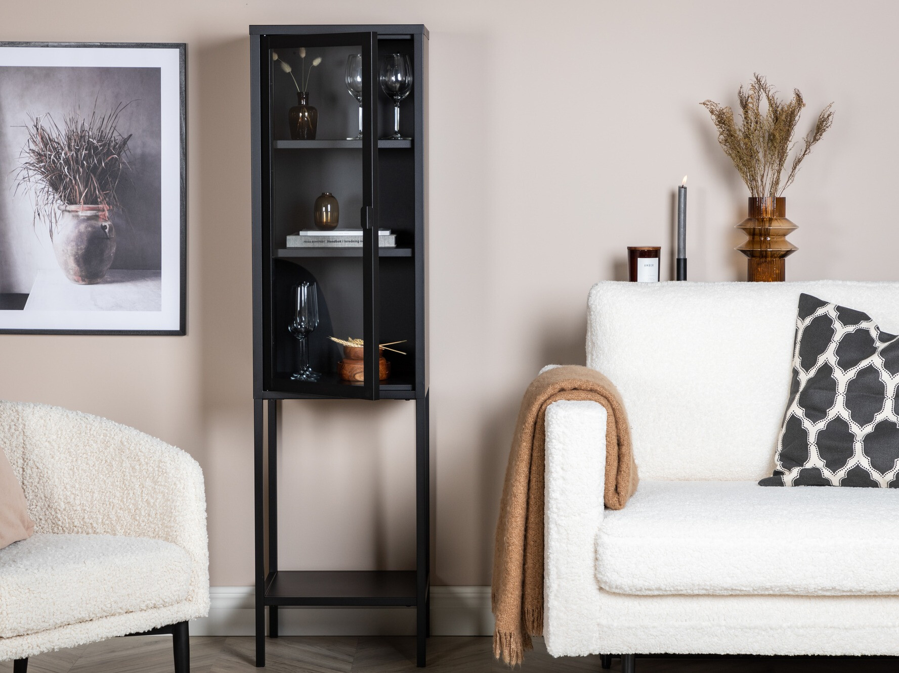 Riiul Dallas 118 (Must)