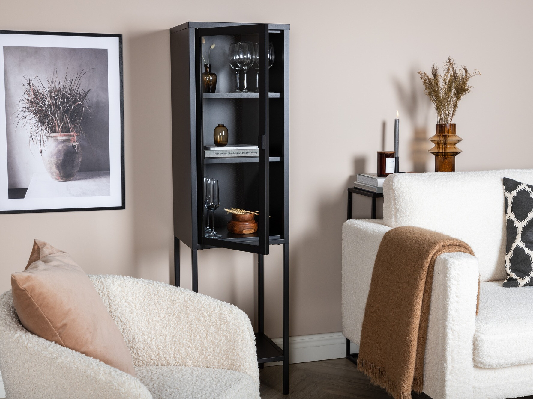 Riiul Dallas 118 (Must)