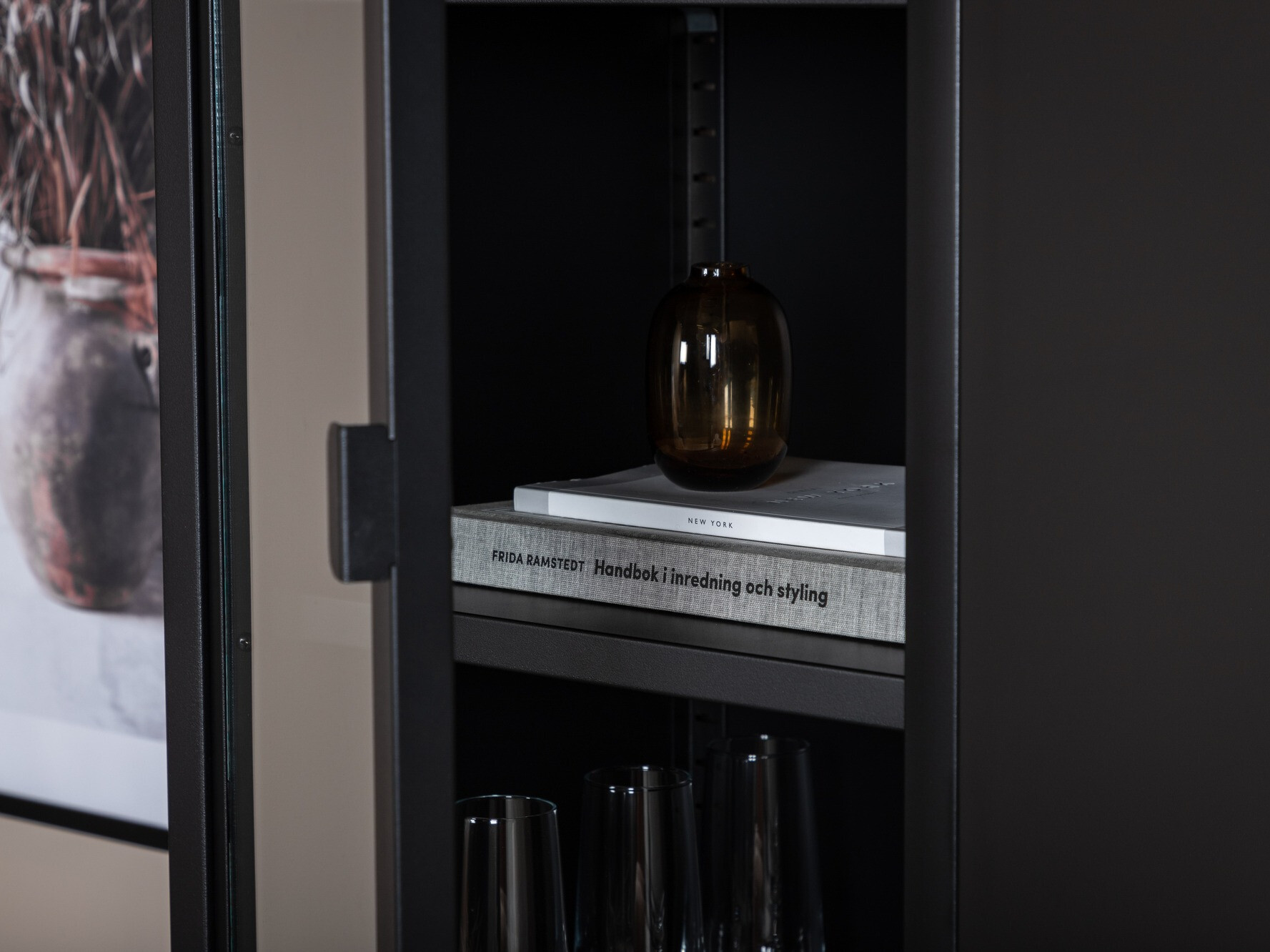 Riiul Dallas 118 (Must)