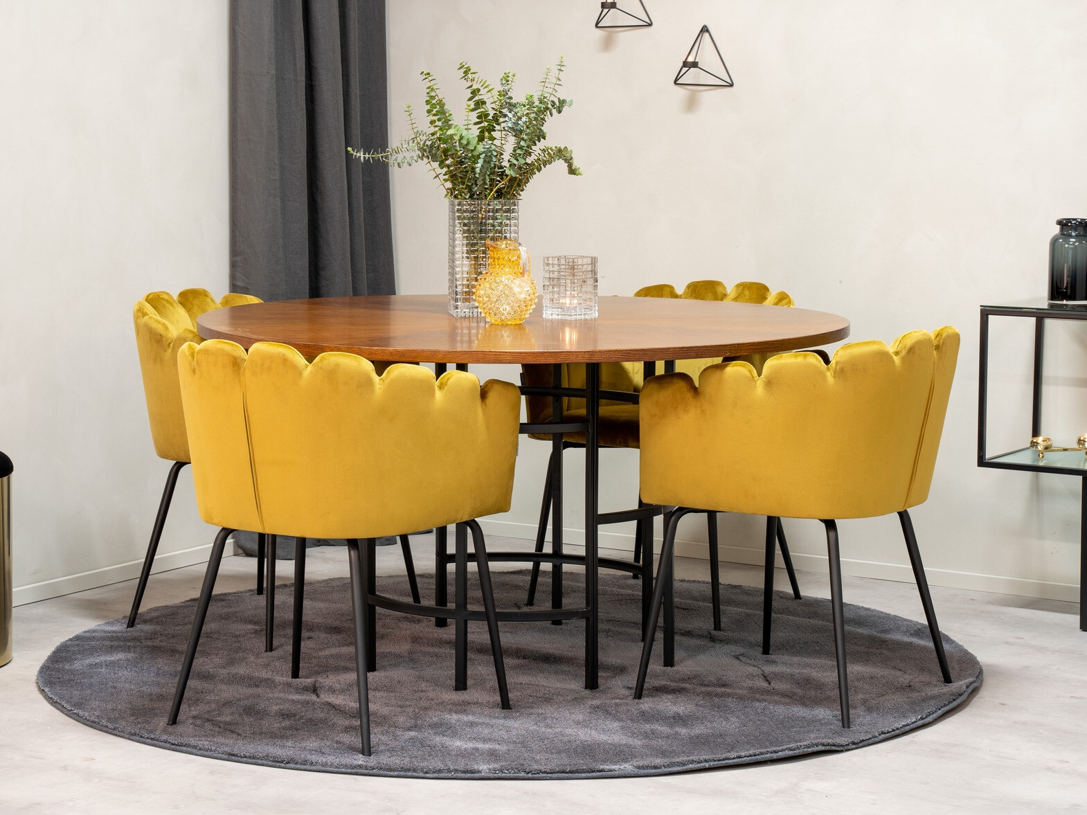 Tool Dallas 134 (Kollane + Must)