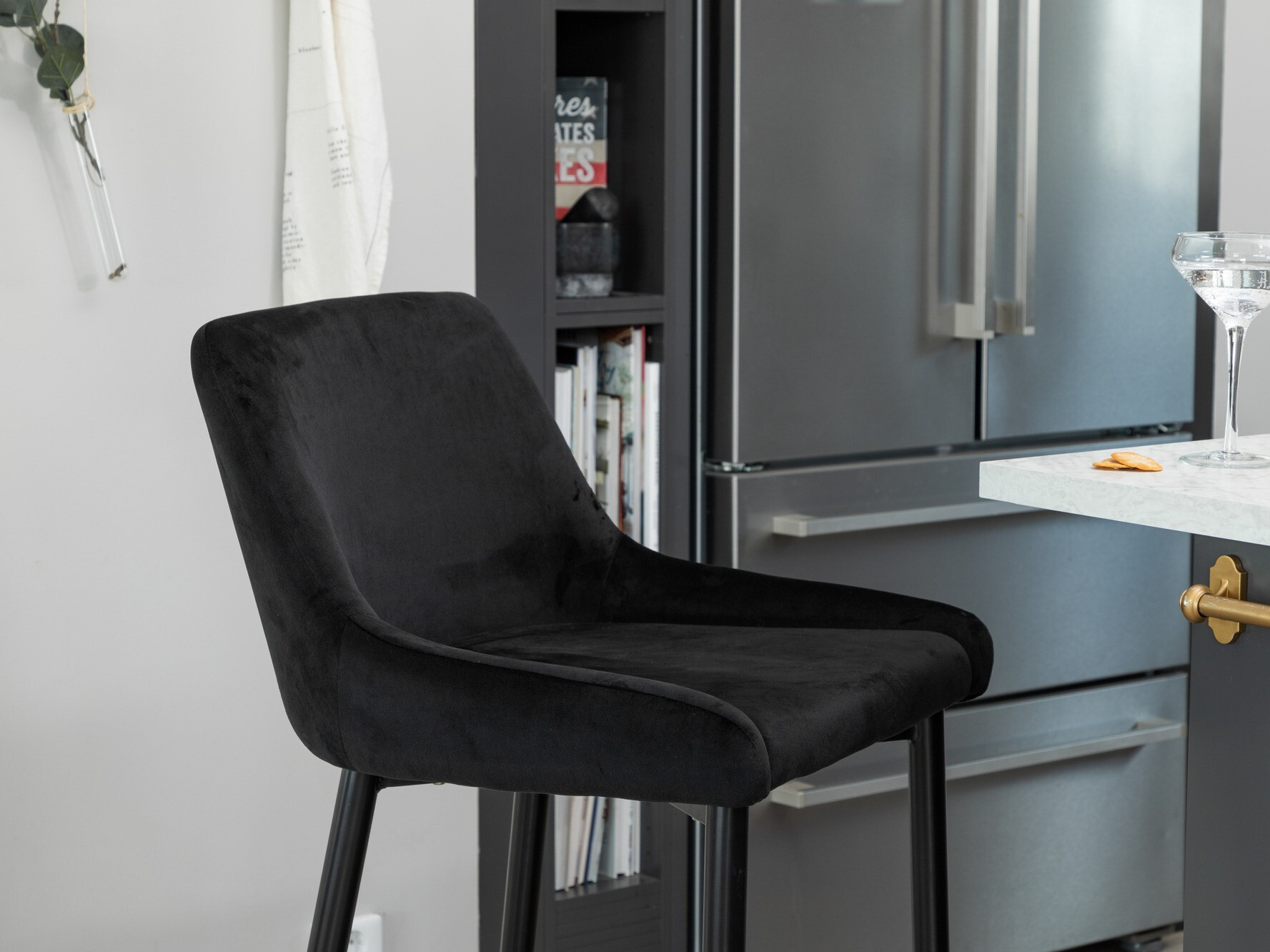 Baaritool Dallas 2647 (Must)