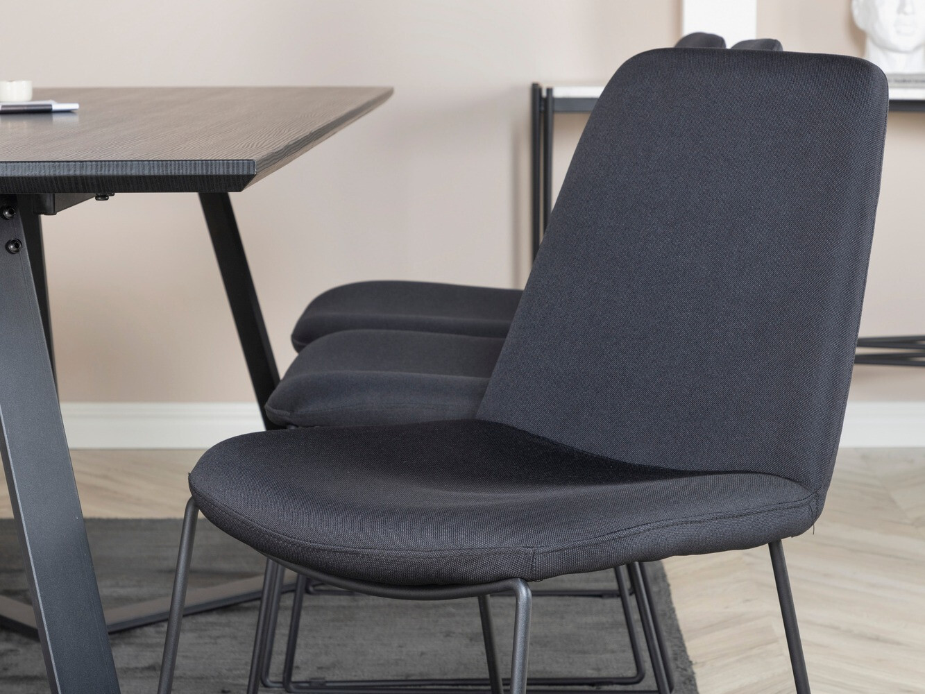 Söögitoakomplekt Dallas 1972 (Must)