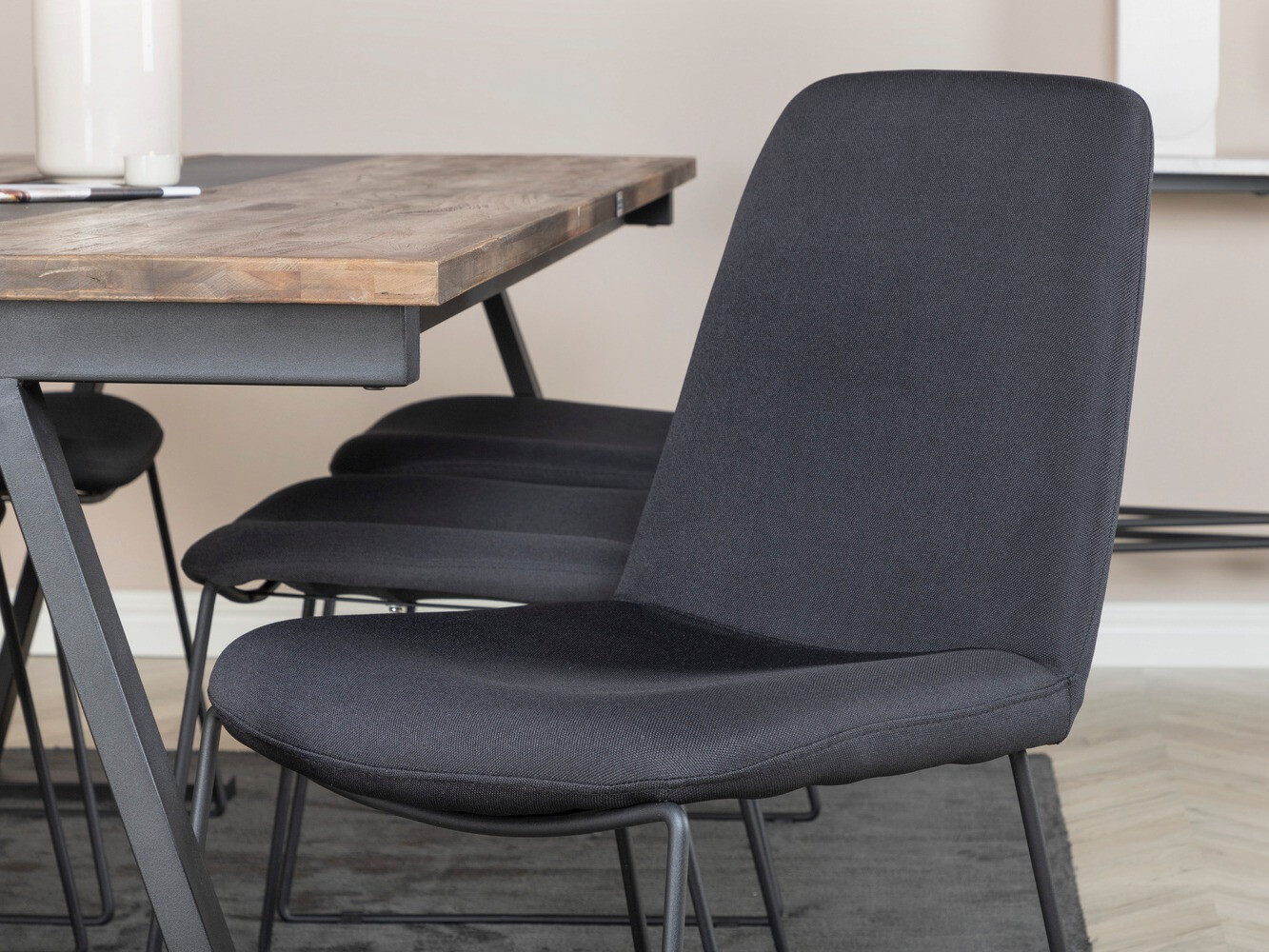 Söögitoakomplekt Dallas 1941