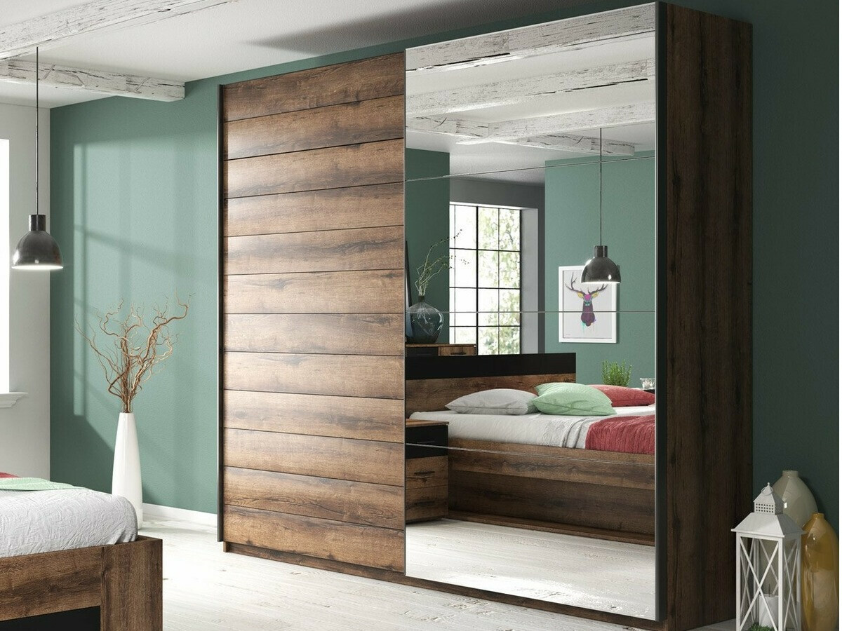 Riidekapp Melvele 107