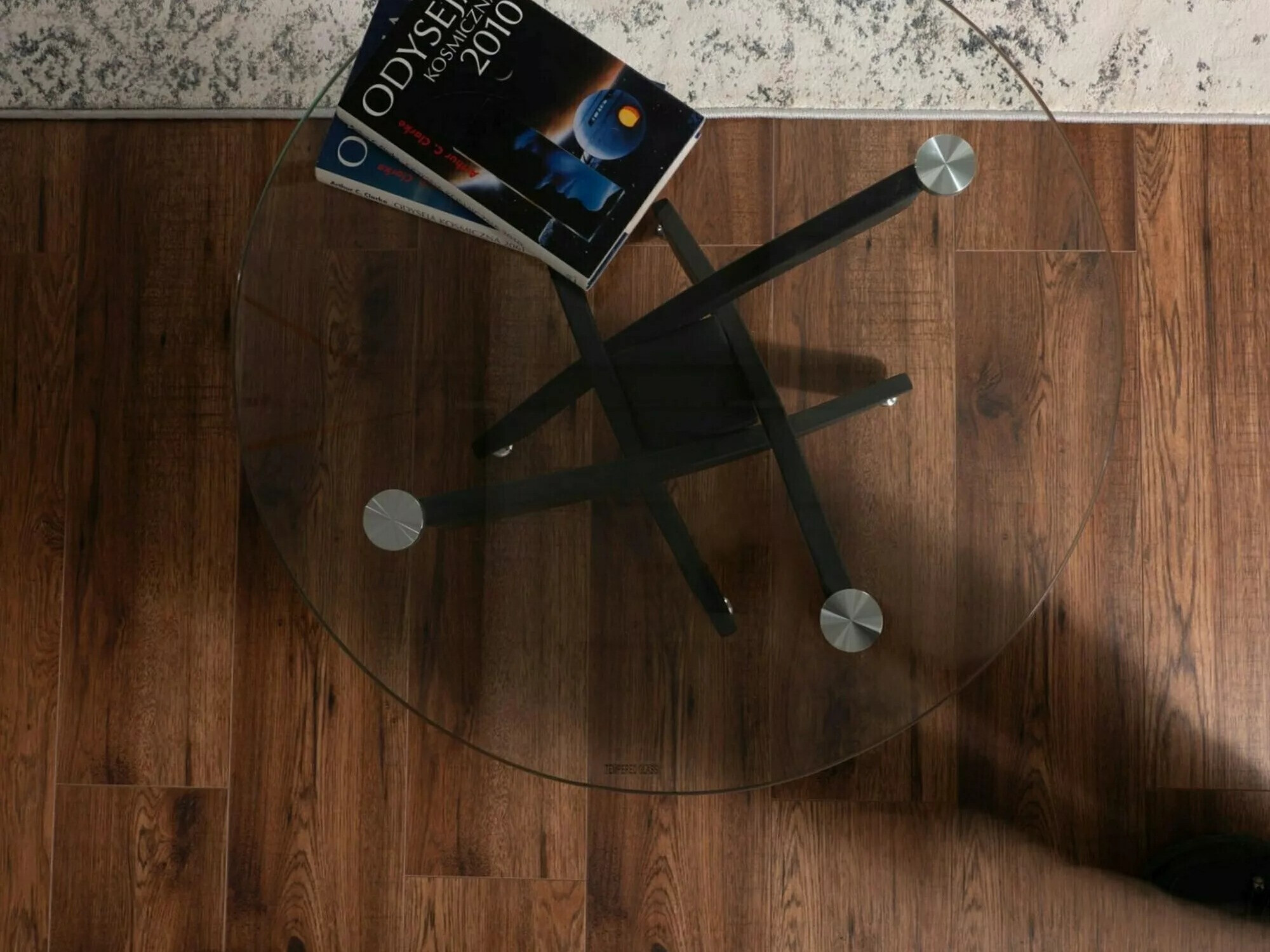 Diivanilaud Detroit 574 (Must)