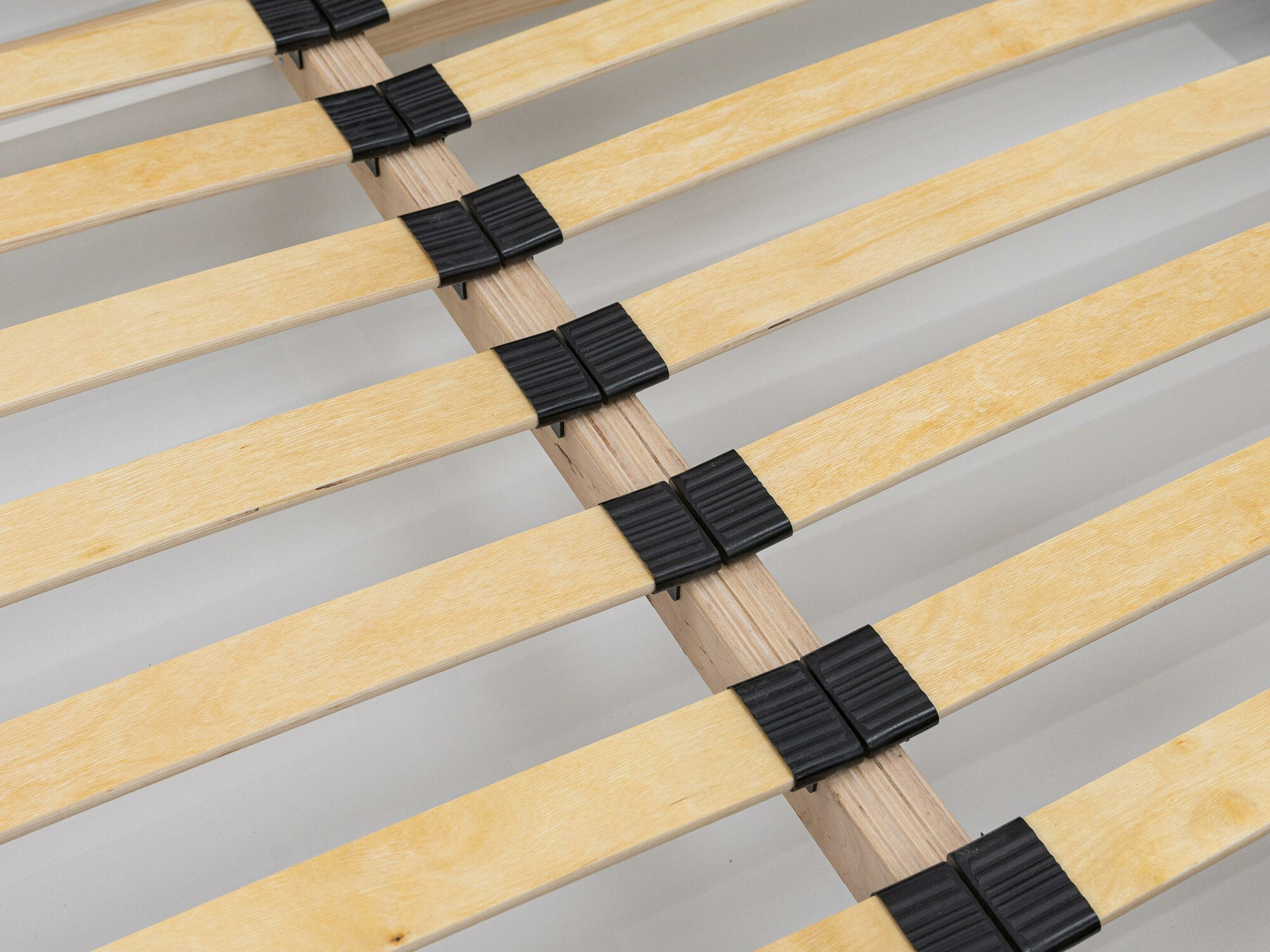 Voodi Comfivo Fabrica (Kronos 19)