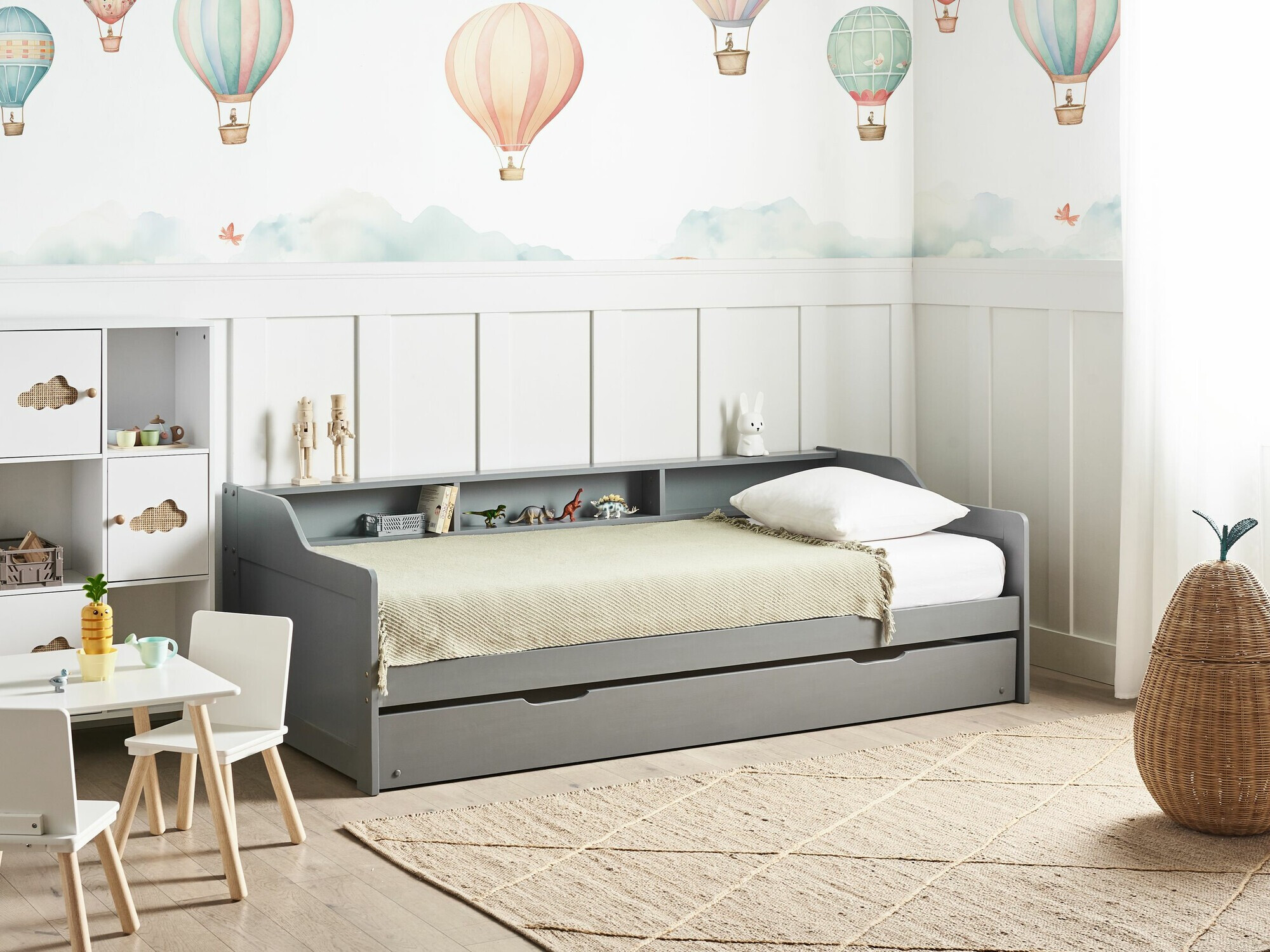 Voodi Berwyn 2289 (Hall)