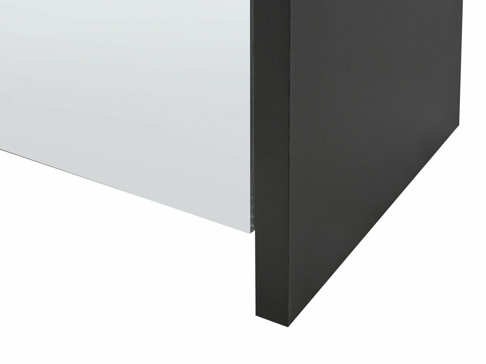 Kingariiul Berwyn 2352 (Must)