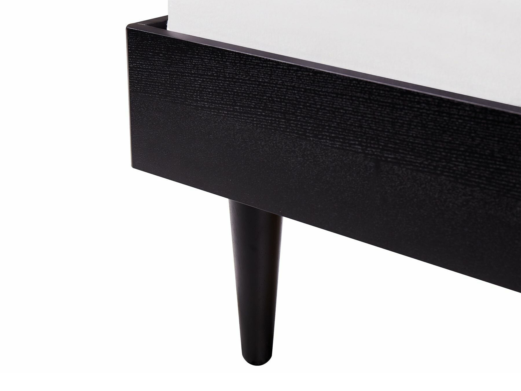 Voodi Berwyn 2088 (Must)