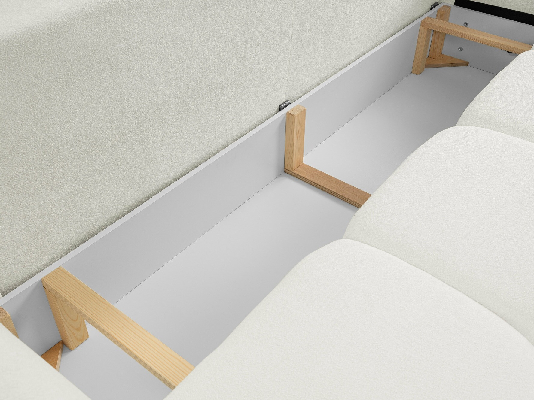 Diivanvoodi Kingston 149