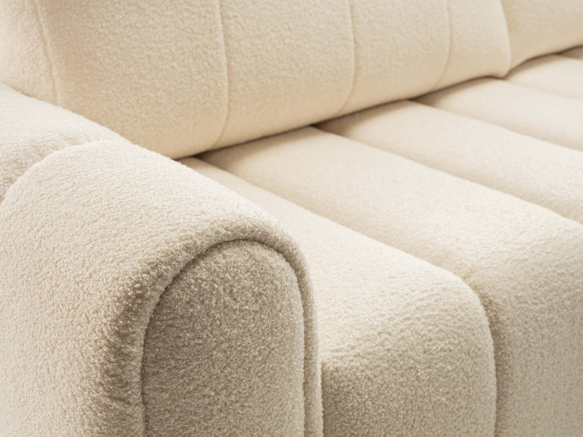 Diivanvoodi Kingston 159