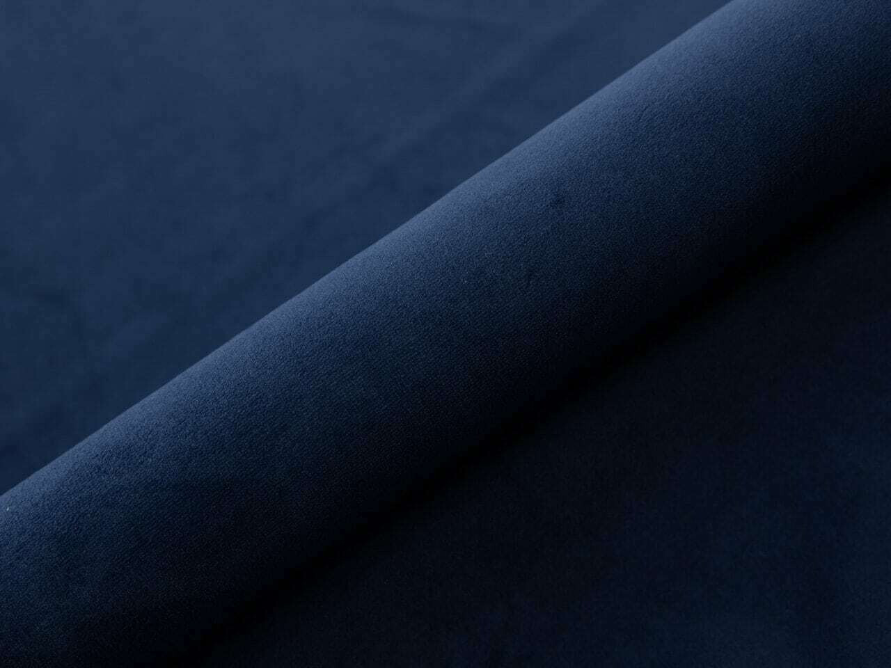 Kontinentaalvoodi Martinez 105 (Magic Velvet 2216)