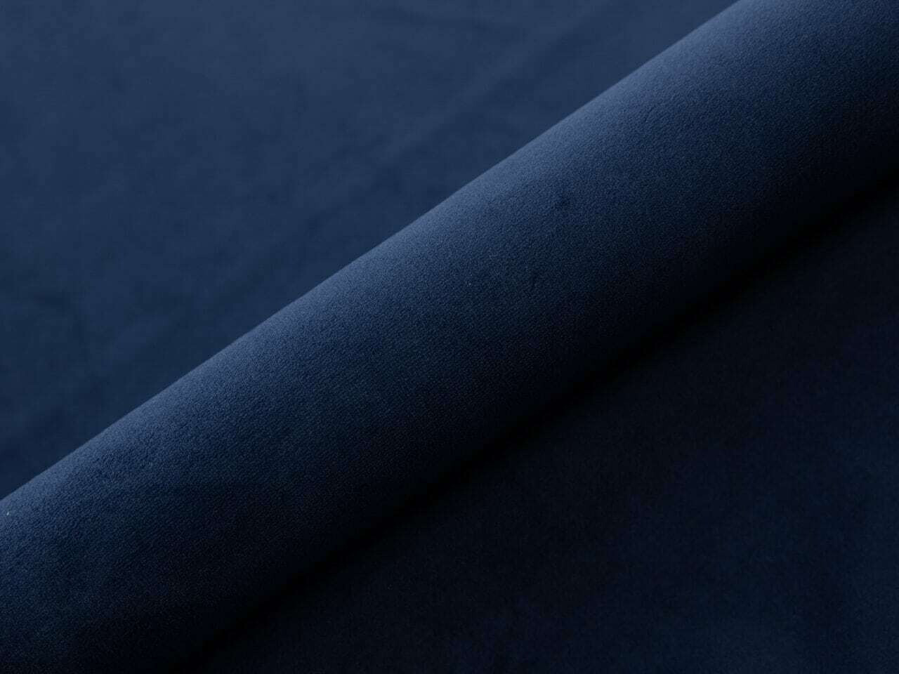 Voodi Martinez 106 (Magic Velvet 2216)