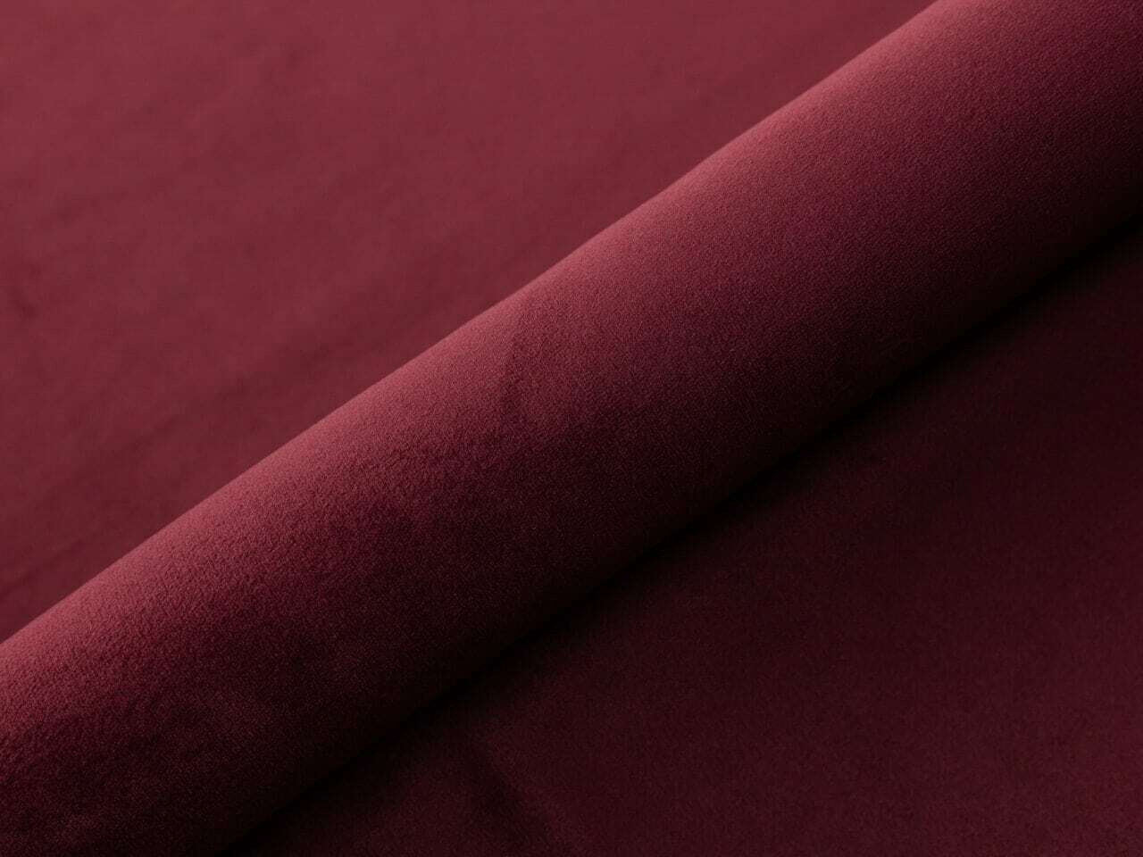 Voodi Martinez 103 (Magic Velvet 2229)