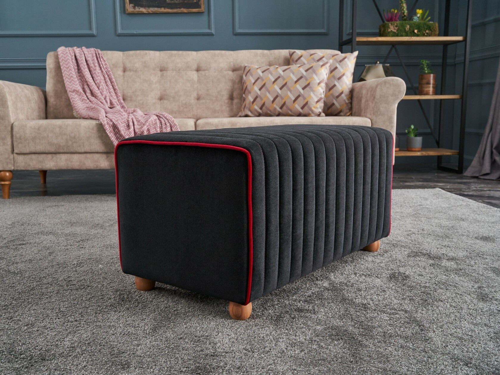 Tumba Altadena 595 (Antratsiit)