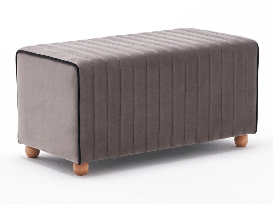 Tumba Altadena 595 (Hall)