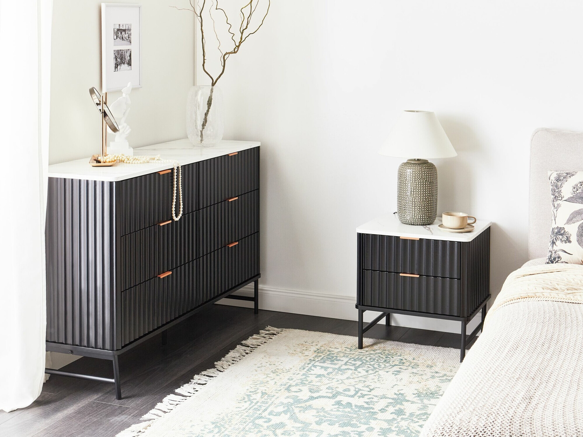 Öökapp Berwyn 2578 (Must + Valge marmor)