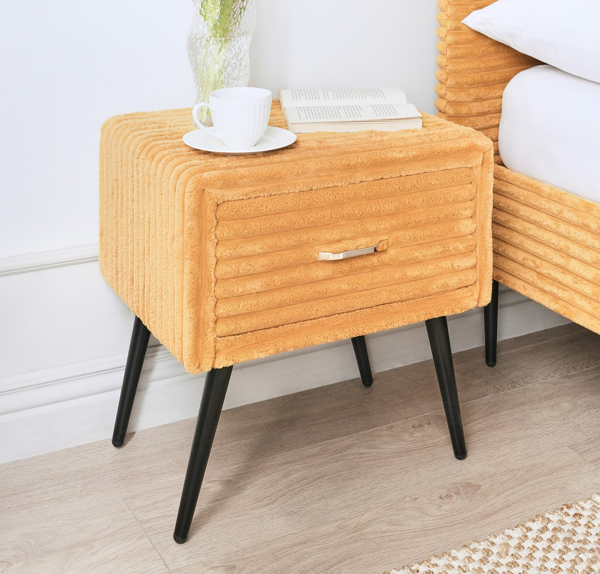 Öökapp Berwyn 2590 (Oranž)