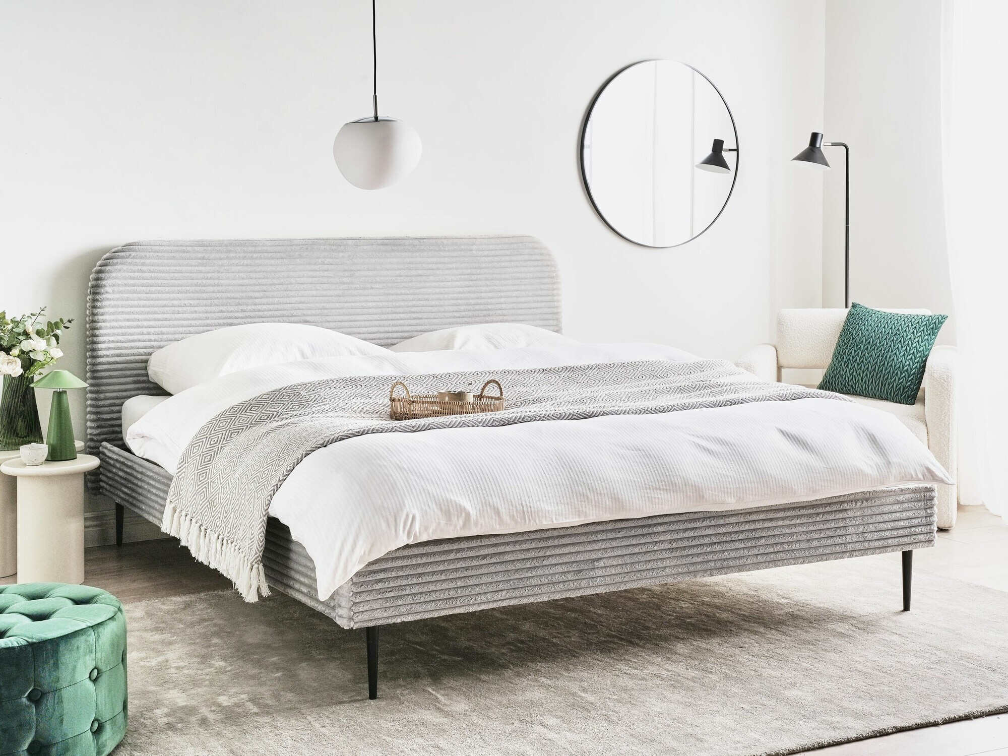 Voodi Berwyn 2591 (Helehall)