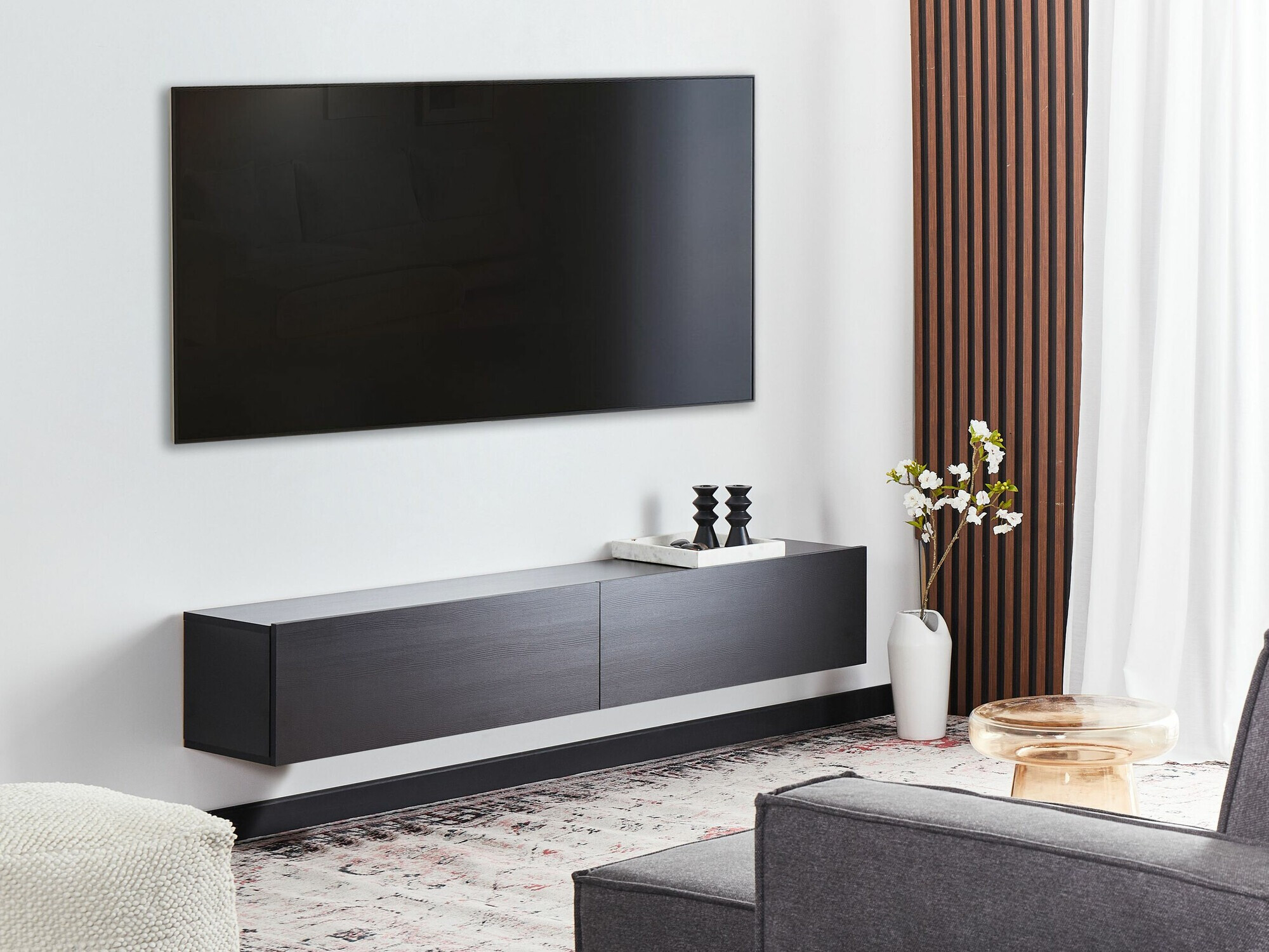 TV-alus Berwyn 2664 (Must)