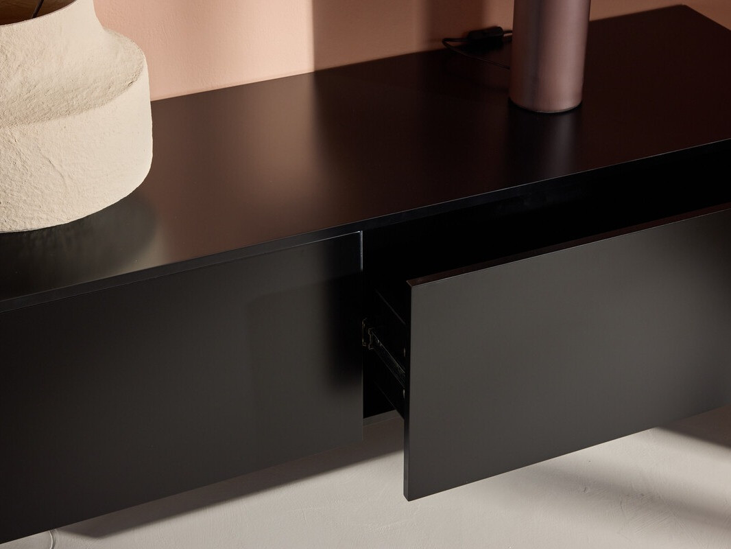 TV-alus Dallas 3253 (Must)