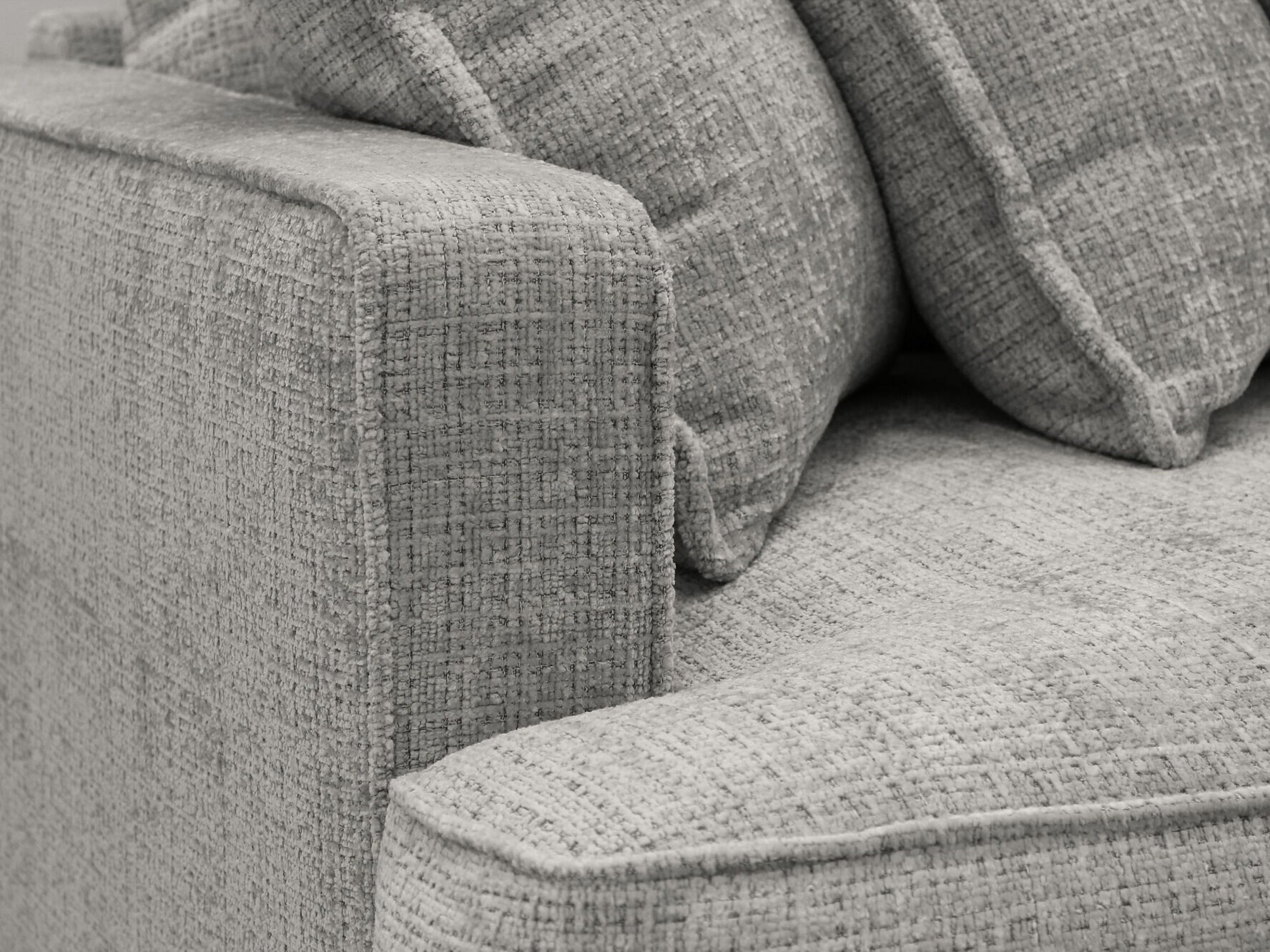 Diivan Tivsoe 107 (Cremona 85)