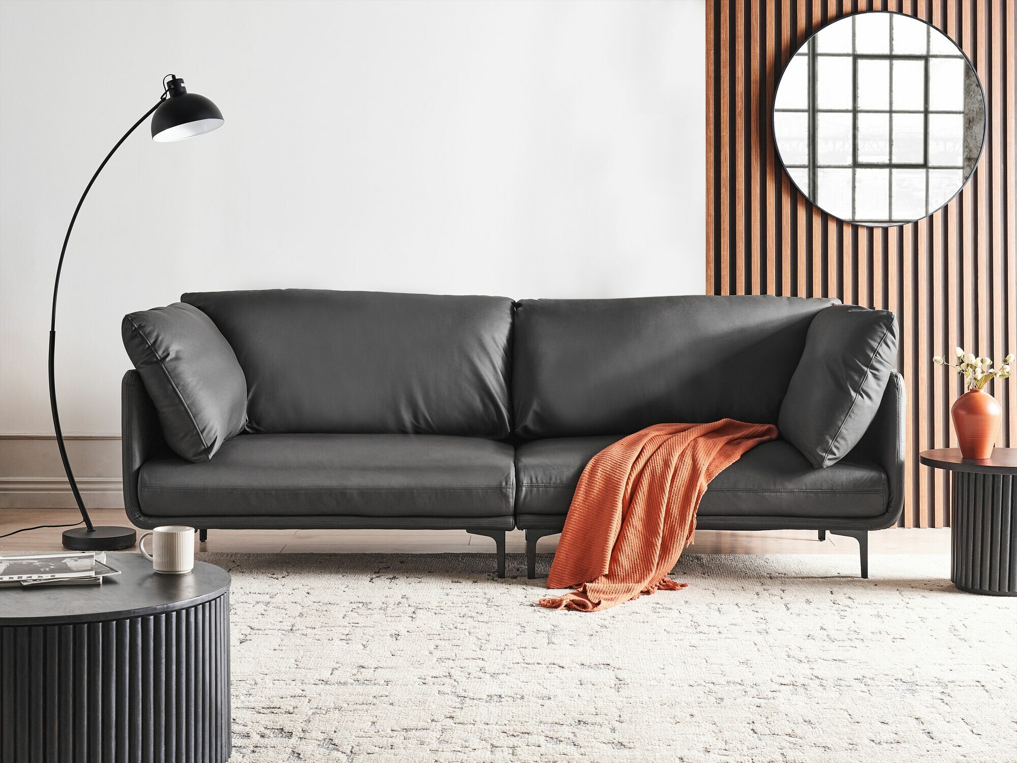 Diivan Berwyn 2692 (Must)