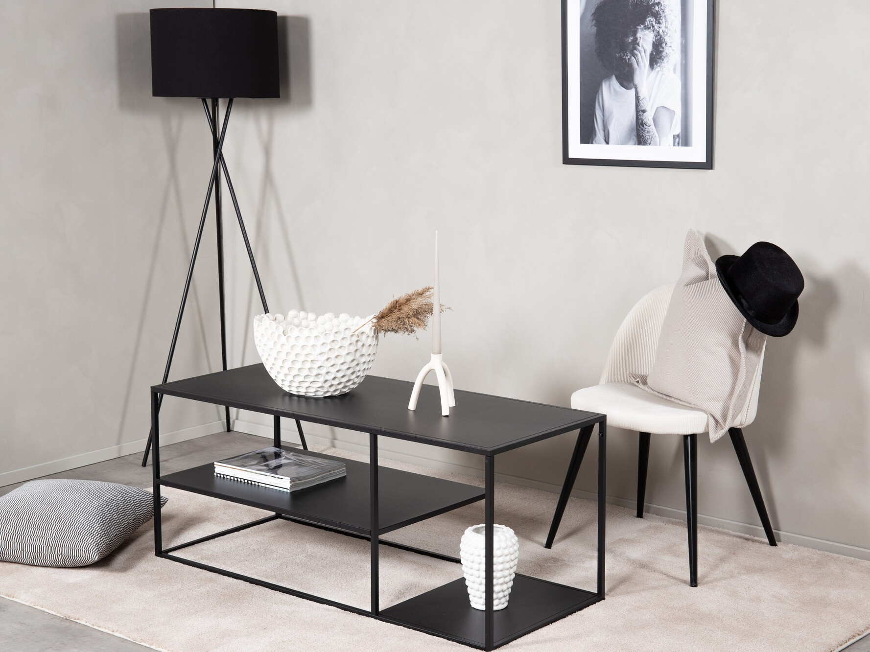 Diivanilaud Dallas 4727 (Must)