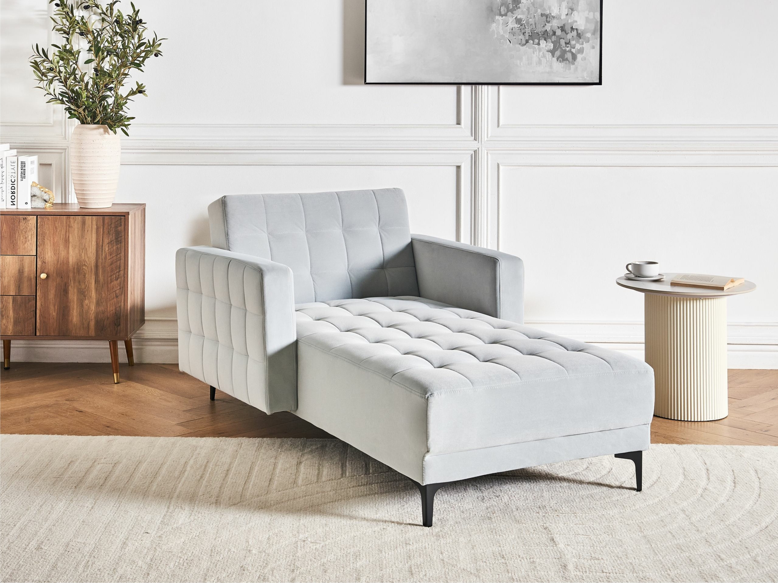 Kušett Felvena 122 (Helehall)