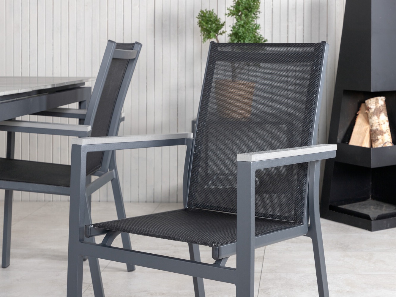 Laua ja toolide komplekt Dallas 2343