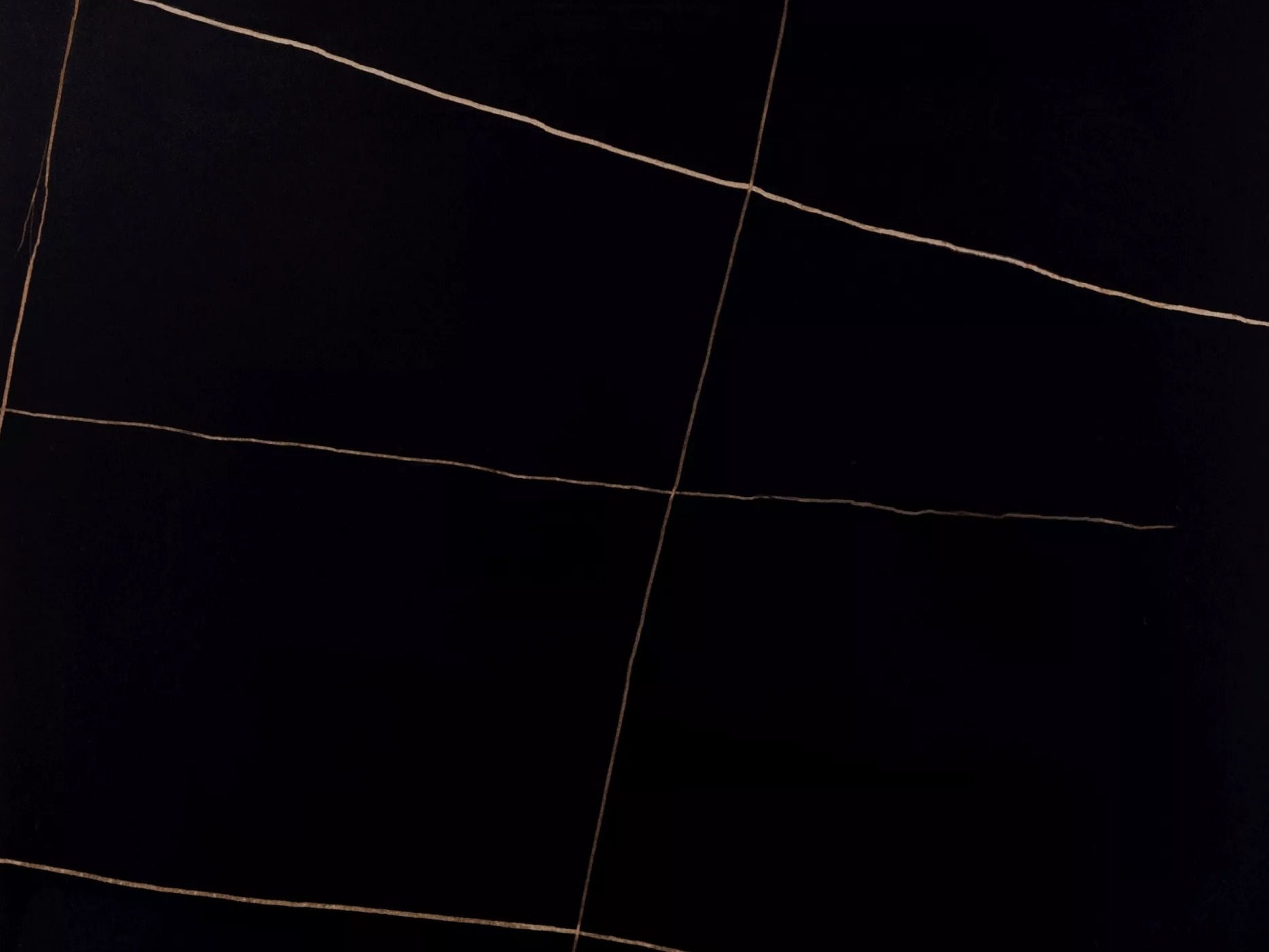 Laud Detroit 779 (Must marmor)