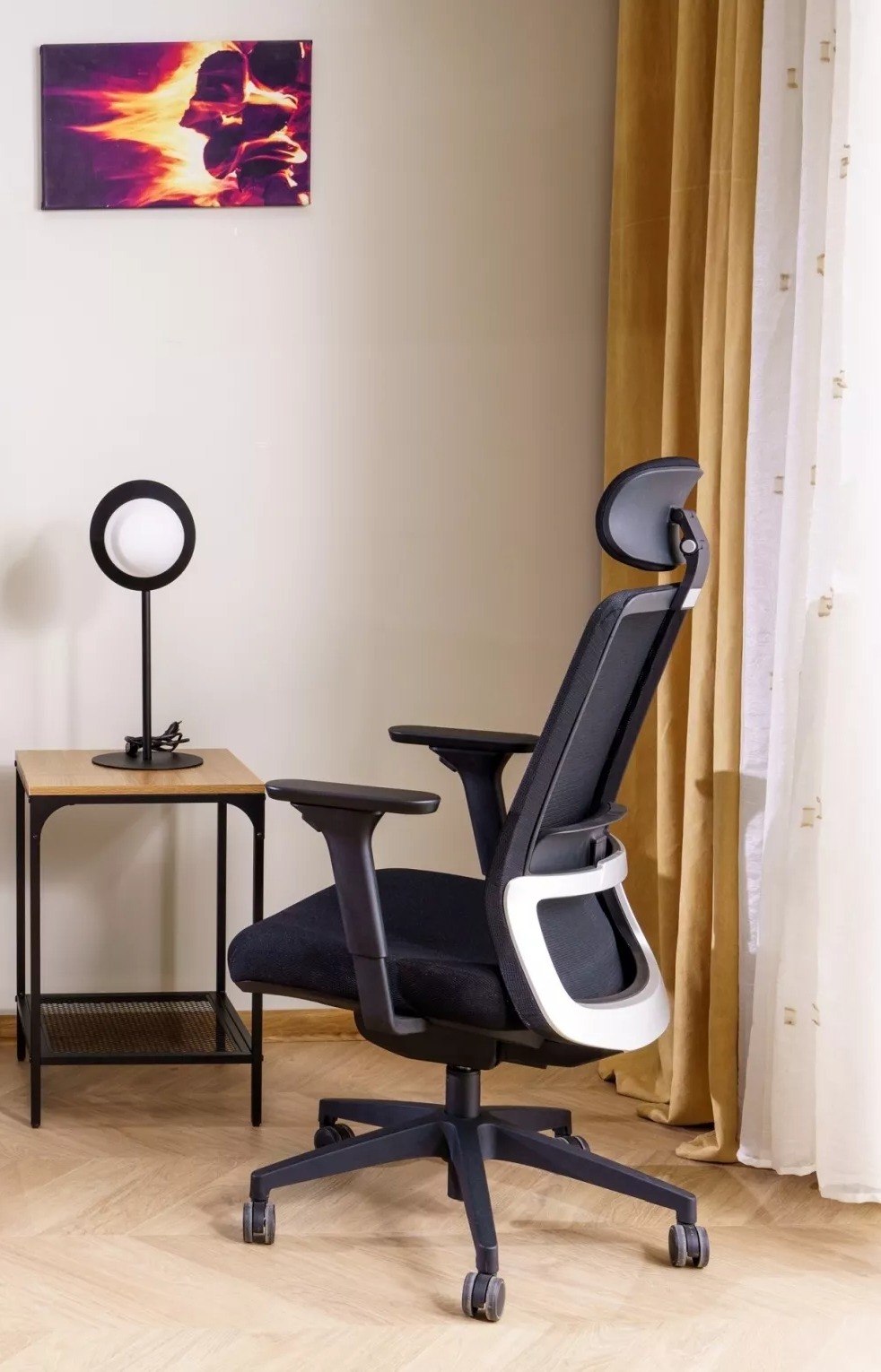 Kontoritool Detroit 788 (Must)