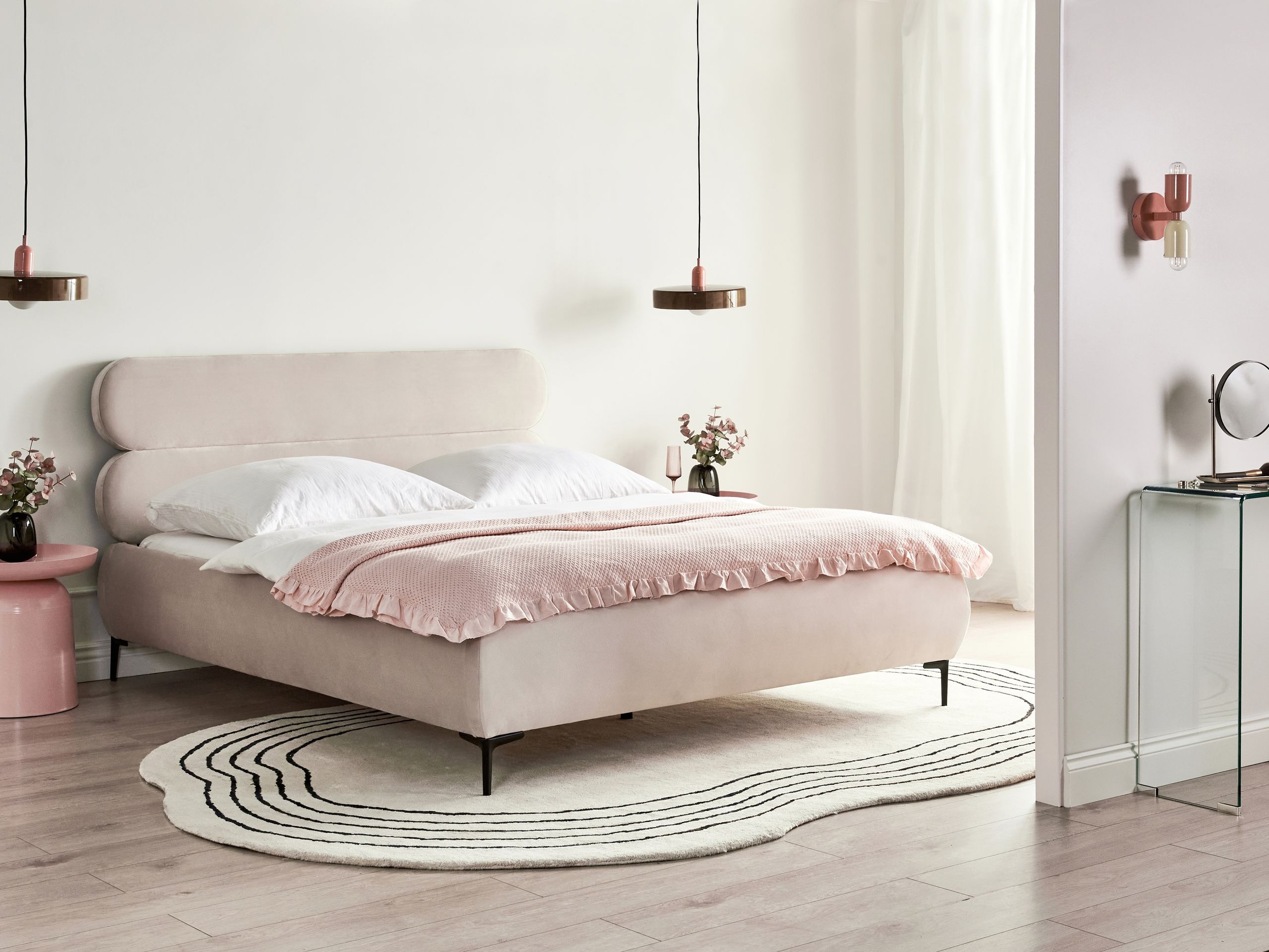 Voodi Berwyn 2717 (Helebeež)