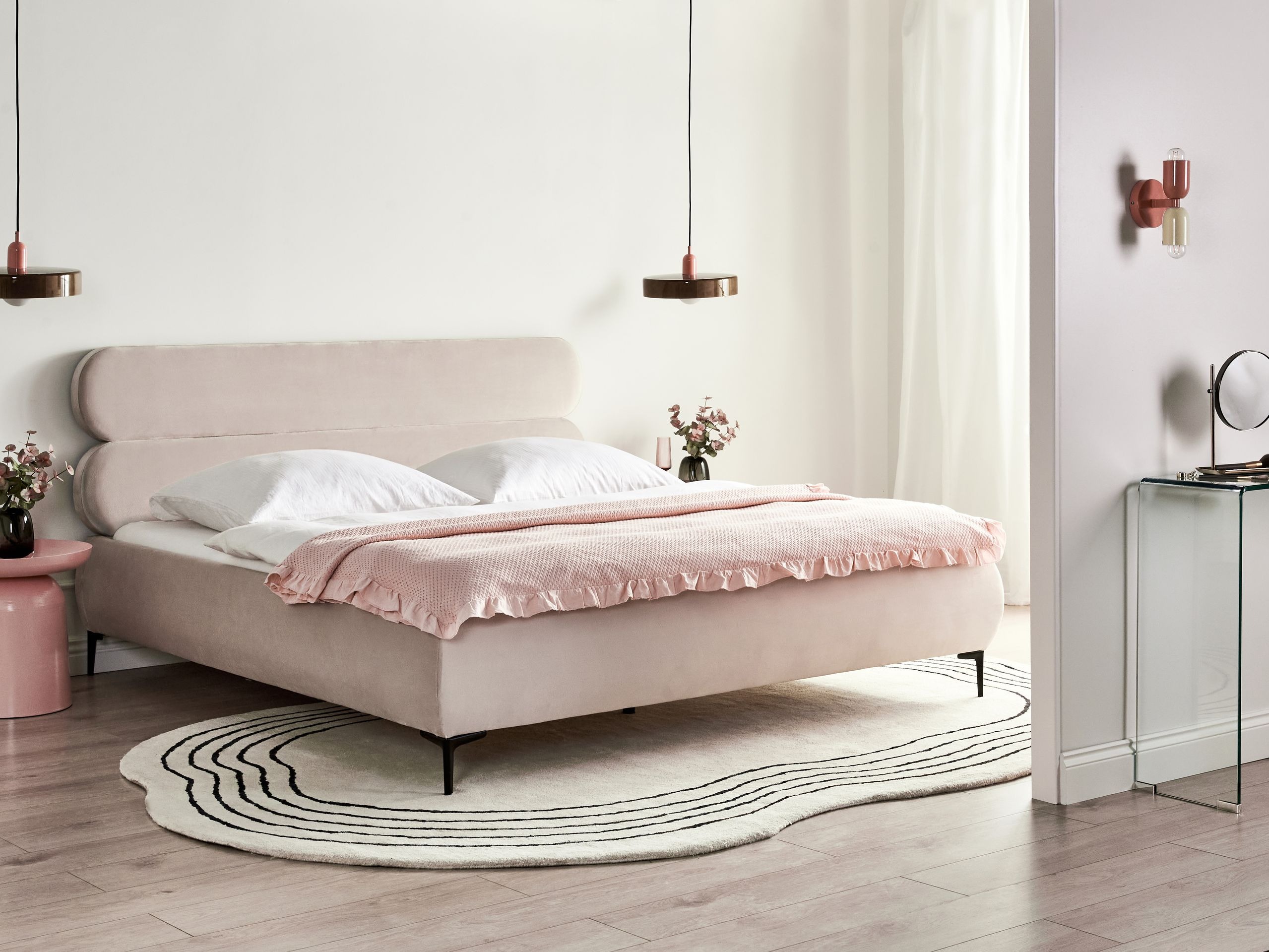 Voodi Berwyn 2717 (Helebeež)