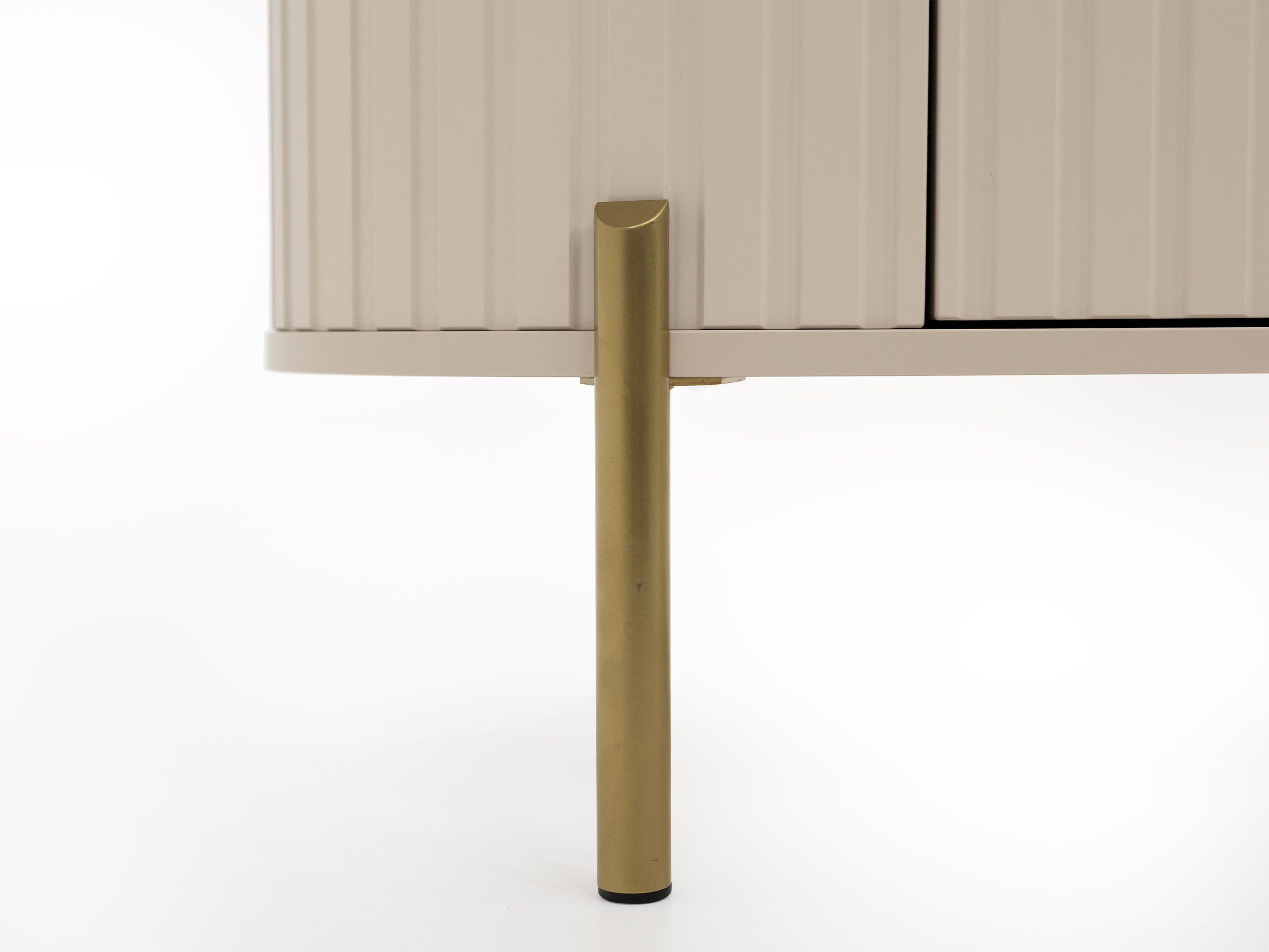 Kummut Comfivo Mirsoni